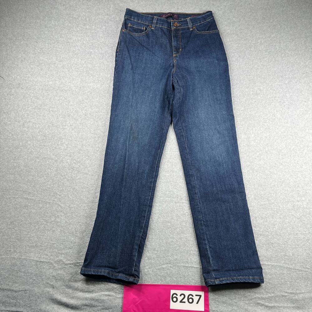 Gloria Vanderbilt Amanda Jeans Womens Size 8 Blue Distressed Stretch